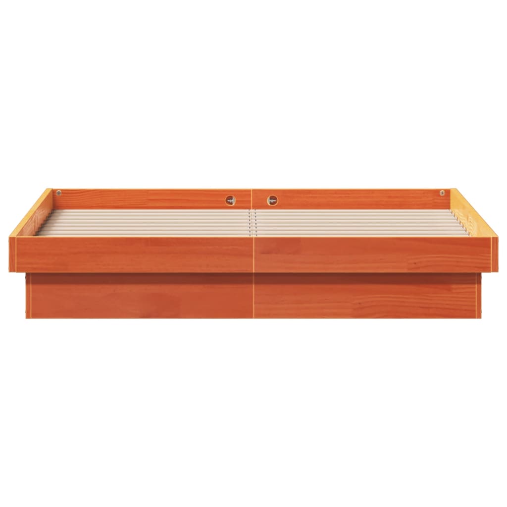 LED-sengeramme voksbrun 135x190 cm heltre furu