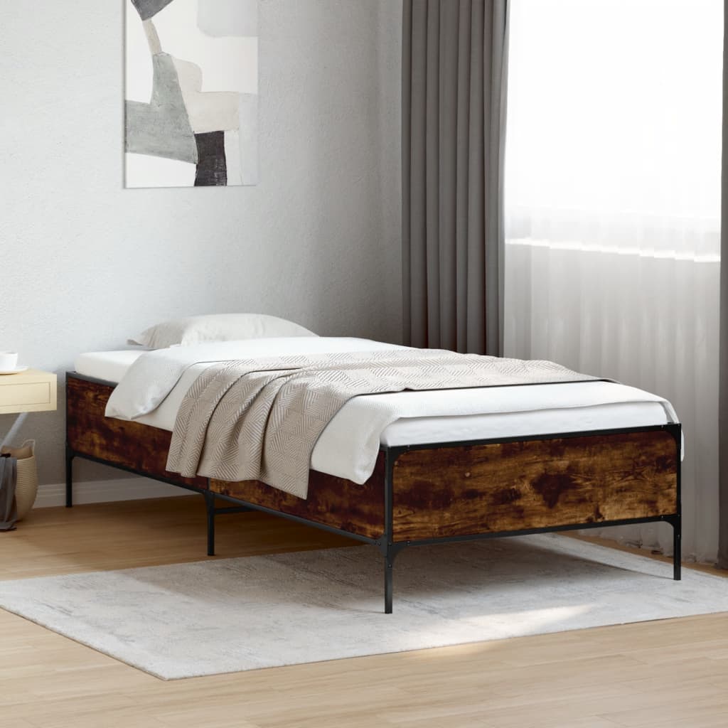 Sengeramme røkt eik 90x190 cm konstruert tre og metall