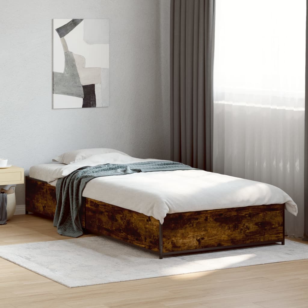 Sengeramme røkt eik 90x190 cm konstruert tre og metall