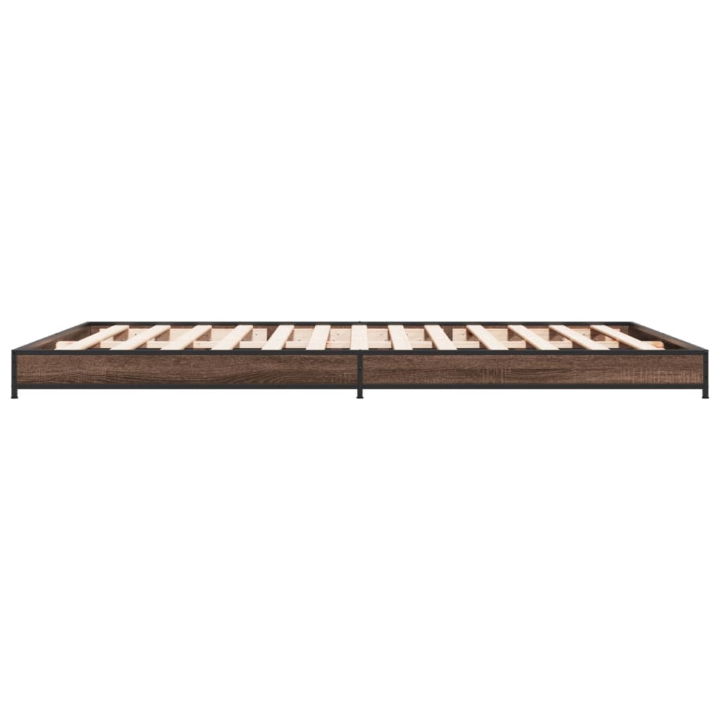 Sengeramme brun eik 135x190 cm konstruert tre og metall