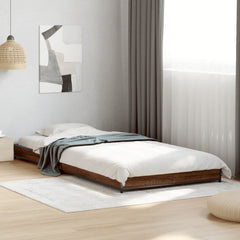 Sengeramme brun eik 100x200 cm konstruert tre og metall
